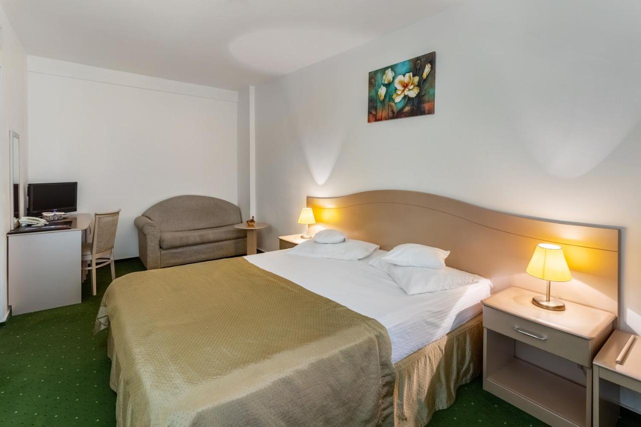 Hotel Bega Западен Ефорие Екстериор снимка