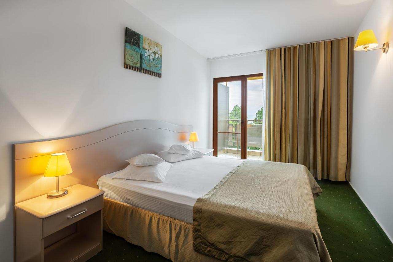 Hotel Bega Западен Ефорие Екстериор снимка