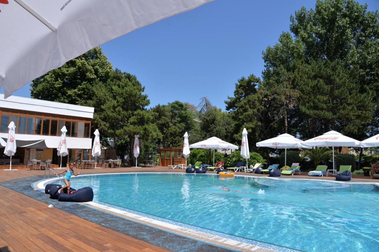 Hotel Bega Западен Ефорие Екстериор снимка